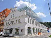 Pronájem kanceláře, Praha - Karlín, Křižíkova, 940 m2