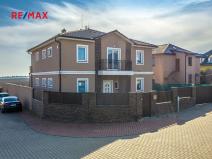 Prodej rodinného domu, Líbeznice, Nedvědova, 320 m2