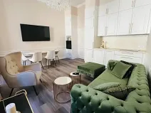Prodej bytu 2+kk, Karlovy Vary, Zámecký vrch, 42 m2