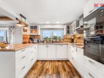 Prodej rodinného domu, Děčín - Děčín XXVIII-Folknáře, 231 m2