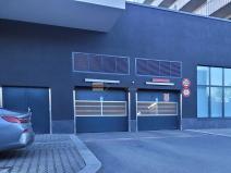 Pronájem garážového stání, Praha - Strašnice, Zvěřinova, 12 m2