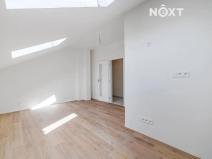 Prodej bytu 1+kk, Praha - Vysočany, Kolmá, 27 m2