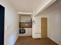 Pronájem bytu 2+1, Kyjov, třída Komenského, 58 m2