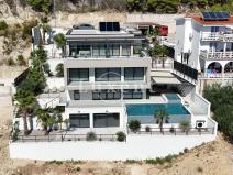 Prodej vily, Omiš, Chorvatsko, 450 m2