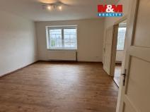 Pronájem bytu 2+1, Tržek, 49 m2