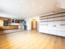 Prodej bytu 3+kk, Praha - Běchovice, Českobrodská, 95 m2