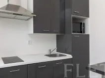 Pronájem bytu 1+1, Praha - Holešovice, Kamenická, 40 m2