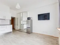 Pronájem bytu 1+kk, Praha, Sokolovská, 27 m2