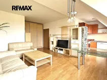 Pronájem bytu 2+kk, Praha - Řepy, Karlovarská, 59 m2