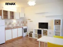 Pronájem bytu 1+kk, Praha - Kamýk, Otradovická, 37 m2