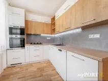 Pronájem bytu 3+1, Plzeň, Koterovská, 75 m2
