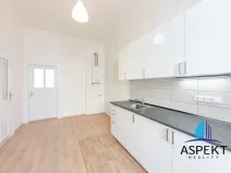Pronájem bytu 2+1, Praha - Smíchov, Zborovská, 70 m2