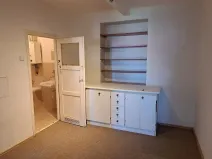 Pronájem bytu 1+kk, Praha - Bubeneč, 30 m2