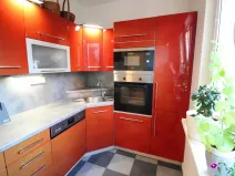 Prodej bytu 3+1, Karlovy Vary, Krymská, 68 m2