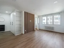Prodej bytu 2+1, Praha - Lhotka, Zálesí, 42 m2