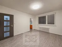 Pronájem bytu 1+kk, Praha - Háje, Matúškova, 31 m2