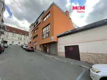 Prodej garážového stání, Praha - Košíře, Tůmova, 11 m2