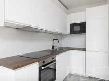 Pronájem bytu 1+kk, Praha - Hloubětín, Waltariho, 36 m2