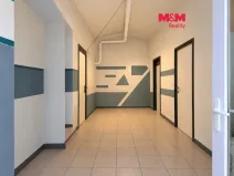 Pronájem obchodního prostoru, Kostelec nad Černými lesy - Kostelec nad Černými Lesy, náměstí Smiřických, 14 m2