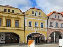 Pronájem bytu 2+1, Kadaň, Mírové náměstí, 109 m2