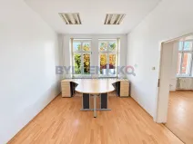 Pronájem kanceláře, České Budějovice, Hradební, 40 m2