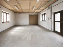 Prodej výrobních prostor, Zaječí, Dlážděná, 100 m2