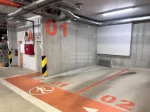 Pronájem garážového stání, Praha - Bubeneč, Jednořadá, 15 m2