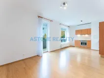Prodej bytu 1+kk, Praha - Uhříněves, Václava Trojana, 41 m2