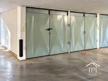 Pronájem garáže, Praha - Kobylisy, Famfulíkova, 19 m2