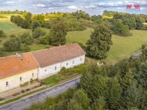 Prodej rodinného domu, Chrášťany - Benice, 300 m2