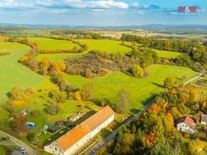 Prodej rodinného domu, Chrášťany - Benice, 300 m2