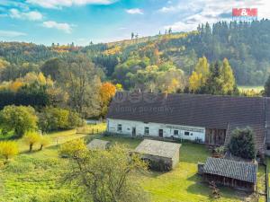 Prodej rodinného domu, Chrášťany - Benice, 300 m2