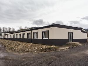 Pronájem skladu, Ostrov, 6000 m2