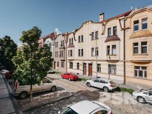 Prodej bytu 2+kk, Praha - Střešovice, Na Petynce, 61 m2