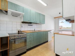 Prodej bytu 4+1, Praha - Vinoř, Uherská, 100 m2