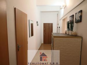 Prodej apartmánu, Praha - Strašnice, Černokostelecká, 51 m2