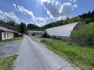 Prodej výrobních prostor, Skryje, 3000 m2