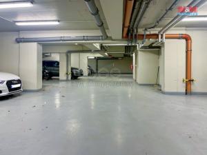 Prodej garážového stání, Praha, Přeučilova, 16 m2