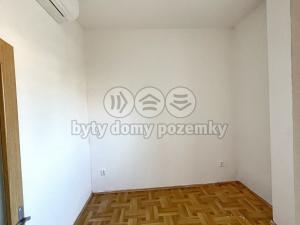 Pronájem bytu 2+kk, Žatec, Otokara Březiny, 52 m2