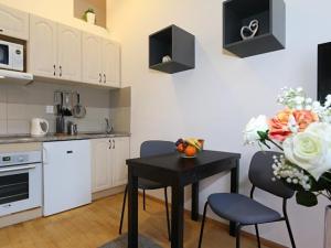 Pronájem bytu 2+kk, Praha - Vinohrady, Belgická, 34 m2