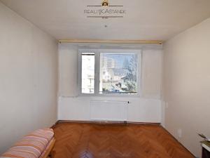 Prodej bytu 3+1, Liberec, Majakovského, 65 m2