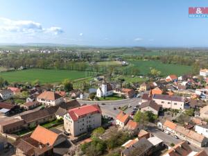 Prodej obchodního prostoru, Dobroměřice, 1006 m2