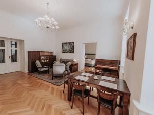 Prodej bytu 3+kk, Praha - Nové Město, V Jirchářích, 100 m2