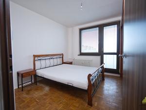Prodej bytu 3+1, Břeclav, Slovácká, 73 m2