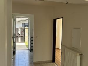 Prodej rodinného domu, Zbuzany, U Menhiru V, 150 m2