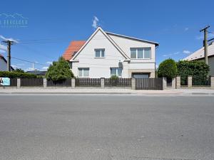 Prodej rodinného domu, Horní Bříza, Třída 1. máje, 200 m2
