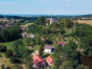 Prodej rodinného domu, Kostelec u Heřmanova Městce, 400 m2