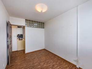 Prodej bytu 3+kk, Praha - Horní Počernice, Komárovská, 60 m2