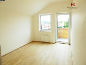 Prodej bytu 2+kk, Hýskov, Nad Sokolovnou, 62 m2