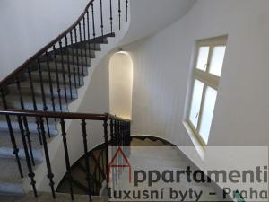 Prodej bytu 2+kk, Praha - Nové Město, Truhlářská, 52 m2